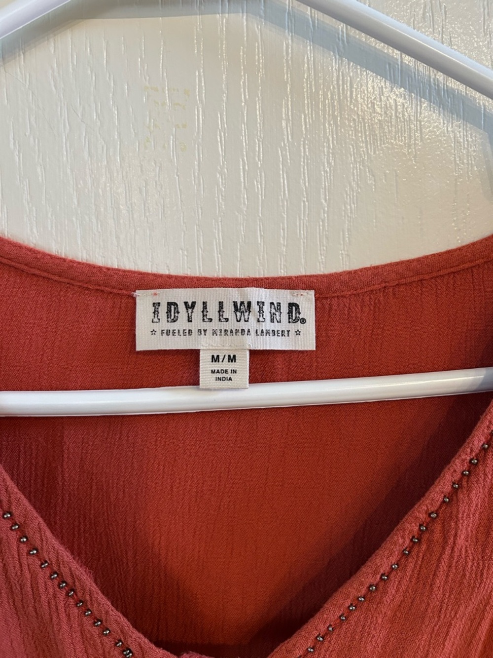 Idyllwind Rust Red Sleeveless V-Neck Tank - Picture 3 of 3
